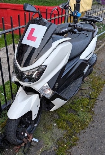 Yamaha nmax 125 2019 breaking - yamaha,
