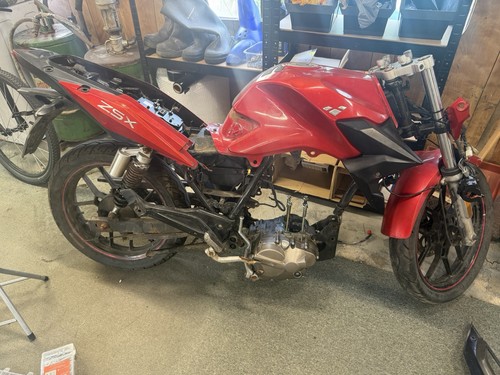 Lexmoto zsx 125cc breaking - 125cc,