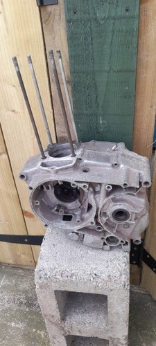 Hoda 125 crank cases - hoda, cb